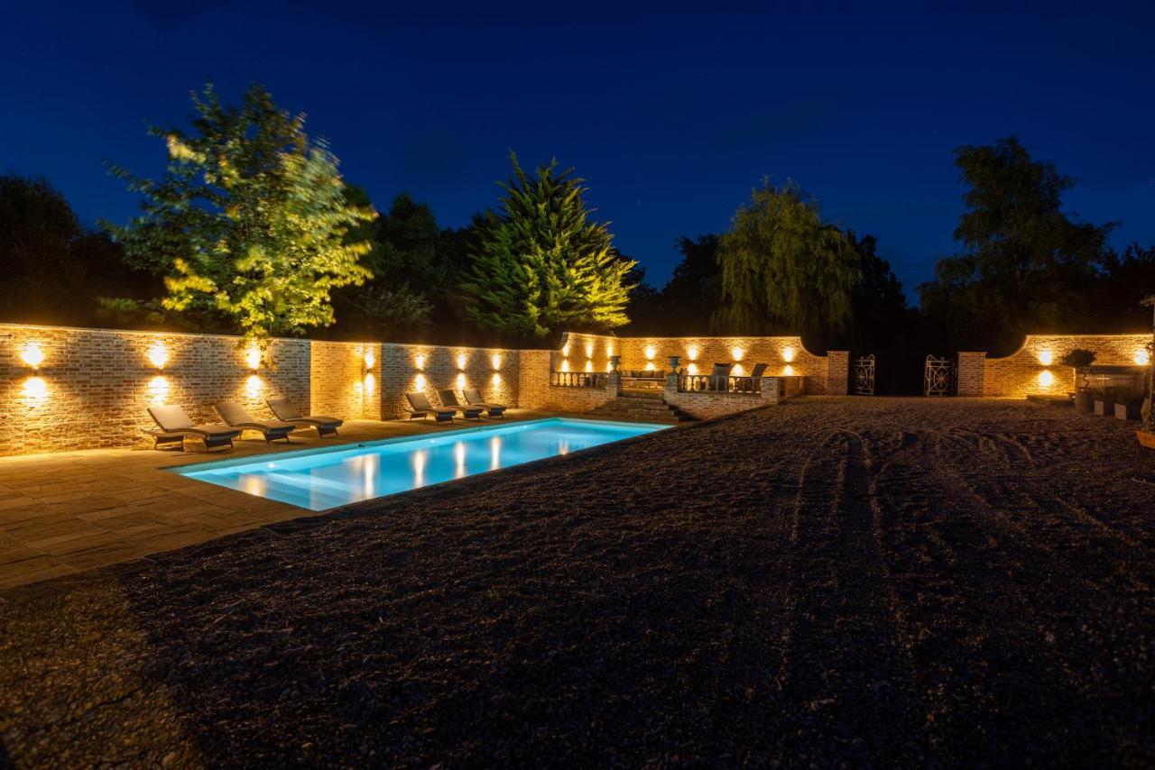 Eastwood Observatory: 12 Bedrooms, Swimming Pool And Tennis Court Hailsham Esterno foto