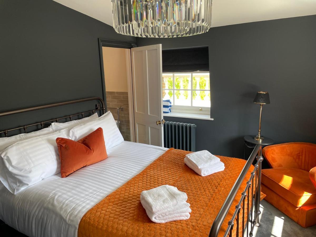 Eastwood Observatory: 12 Bedrooms, Swimming Pool And Tennis Court Hailsham Esterno foto