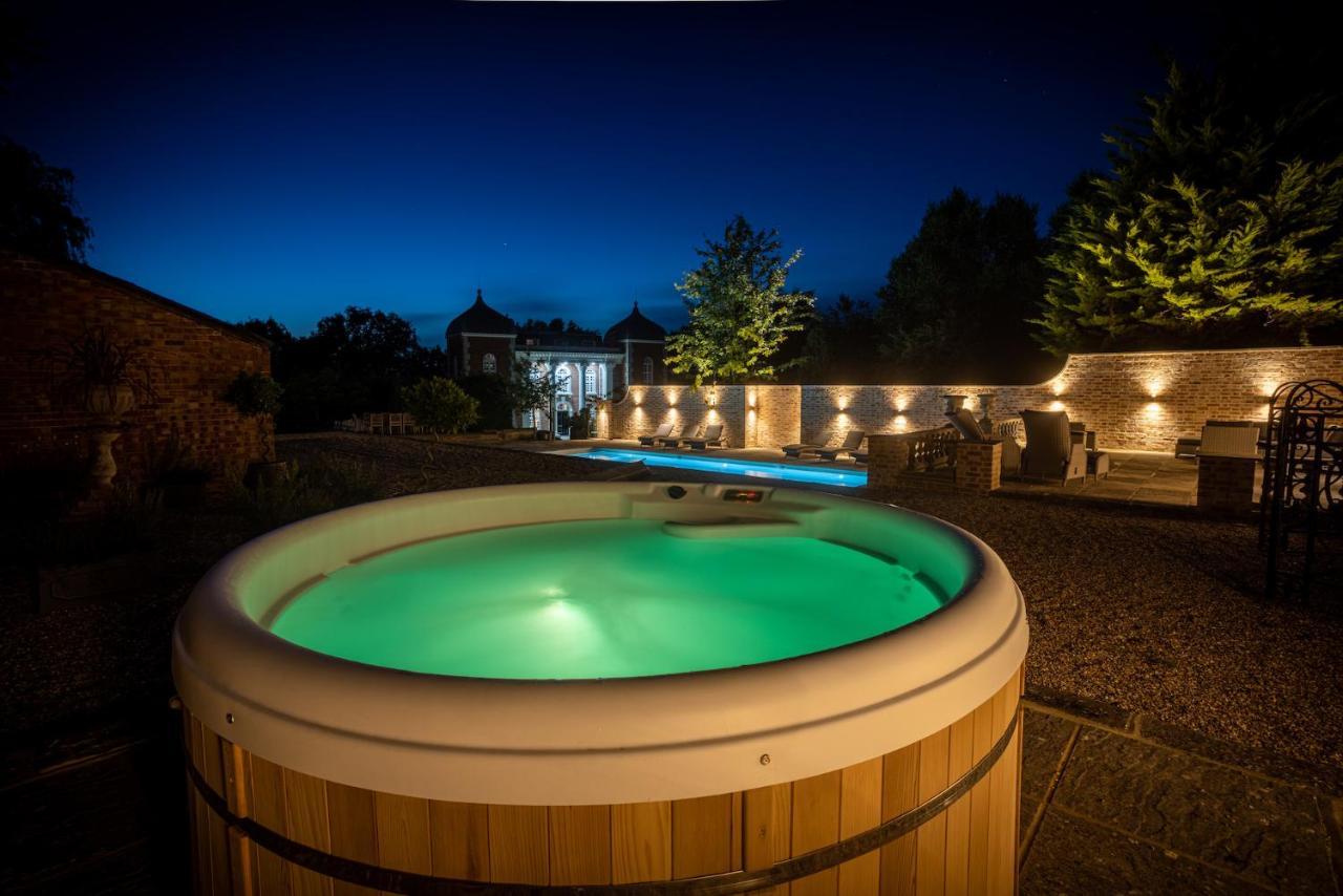 Eastwood Observatory: 12 Bedrooms, Swimming Pool And Tennis Court Hailsham Esterno foto